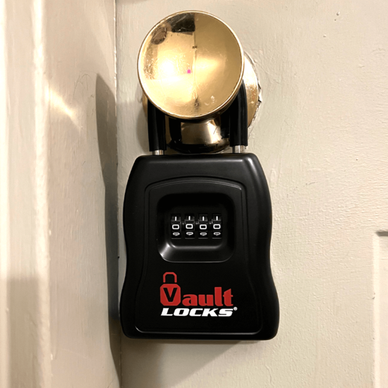 Large & Heavy Duty Lockbox 4-Digit Numeric Combination Large & Heavy Duty Lockbox 4-Digit Numeric Combination